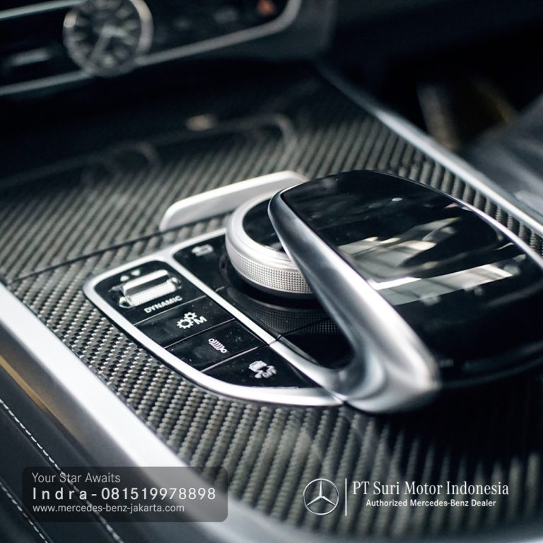 Interior Mercedes AMG G63 2024-25 Indonesia Black 4