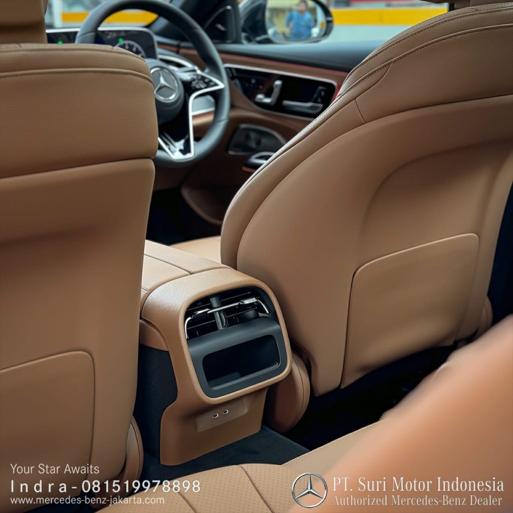Interior E-Class E200 Exclusive Indonesia 2025-4 Brown 5