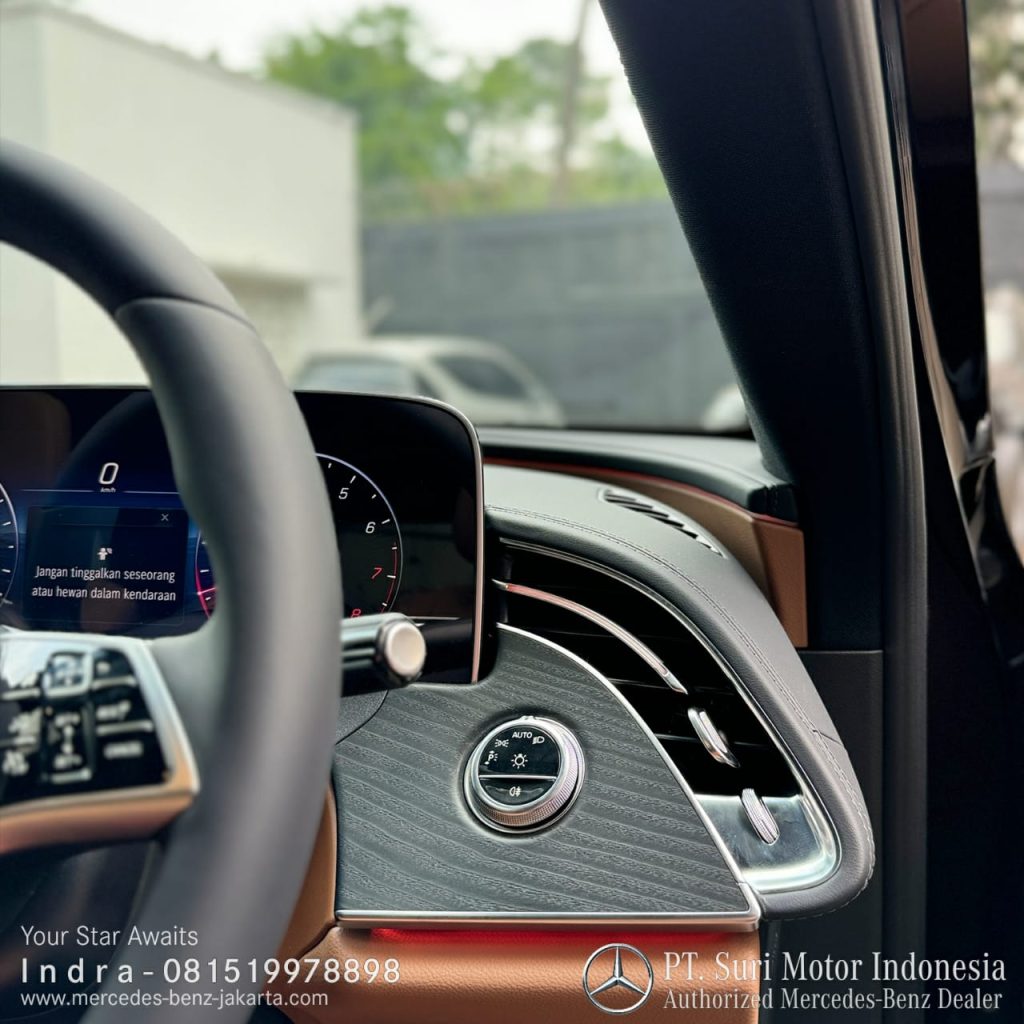 Interior E-Class E200 Exclusive Indonesia 202-4 Brown 8