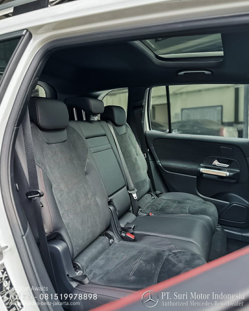 Interior GLB 200 AMG Indonesia 2025-4 Black3