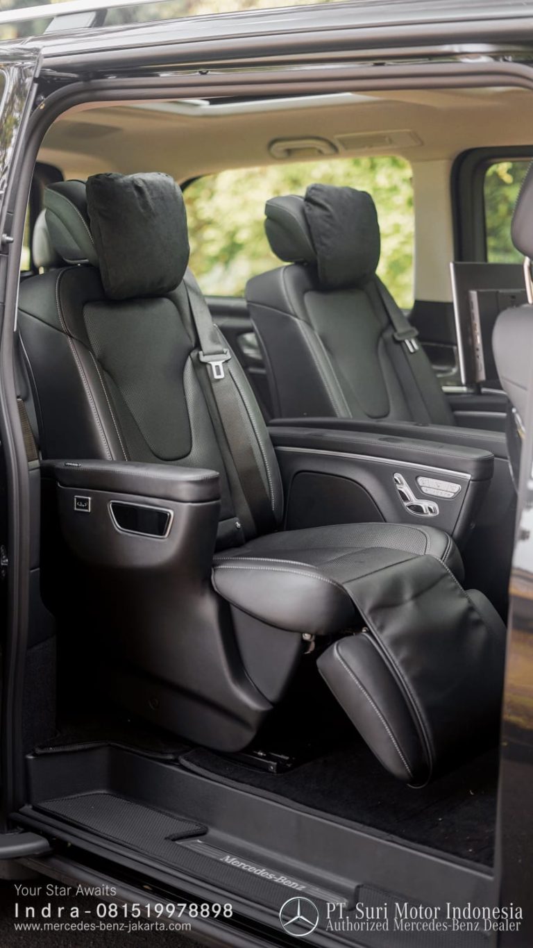 Interior Mercedes-Benz V-Class V250 Avantgarde Line 2024-25 Indonesia Black 4