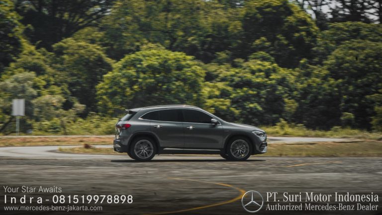 Mercedes-AMG GLA 35 4Matic FL 2024-25 Indonesia Grey 3