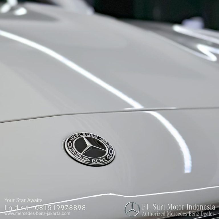 Mercedes-Benz C-Class C200 Avantgarde Line 2024-25 Indonesia White 5a