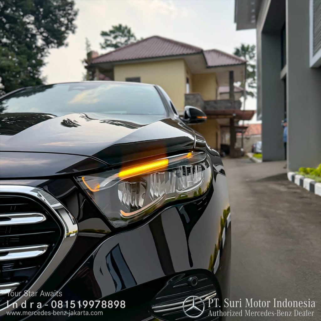 Headlamp Mercedes-Benz E200 Exlusive Indonesia 2025-4 Harga Promo Spesifikasi 6