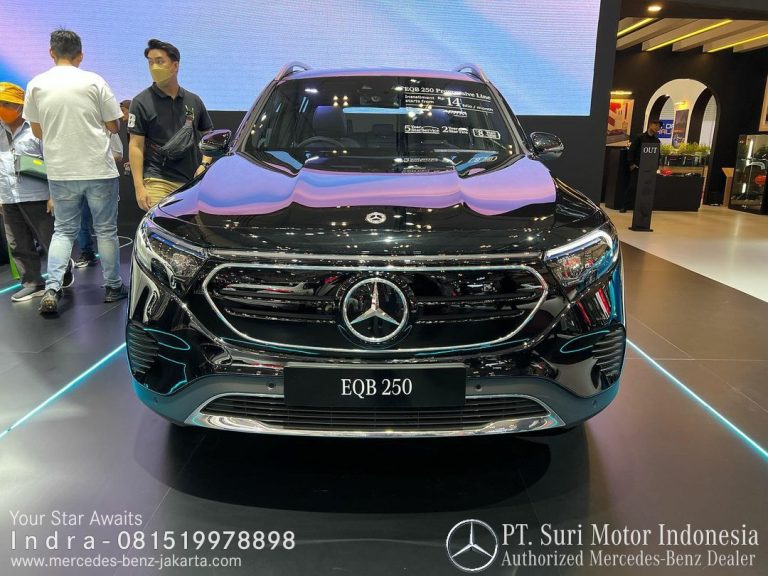 Mercedes-Benz EQB 250+ Progressive Line 2024-25 Indonesia Black 2