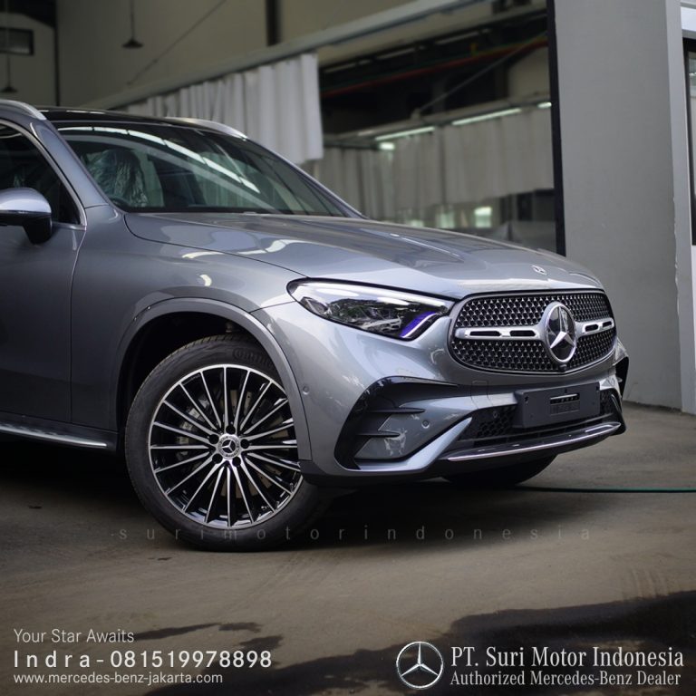 Mercedes-Benz GLC 300 AMG Line 2024-25 Indonesia Grey 4